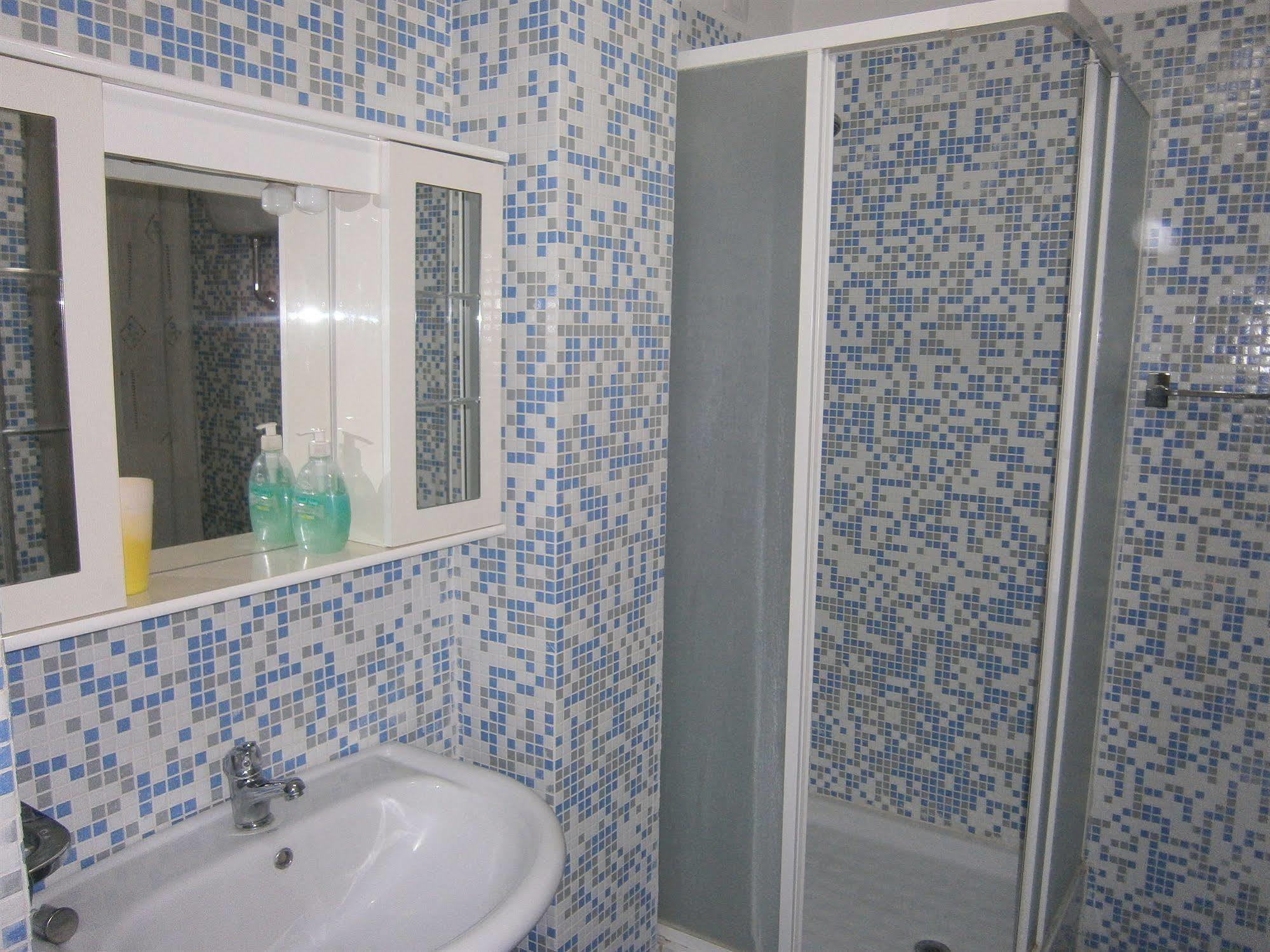 Hotel Lucky House Roma Esterno foto